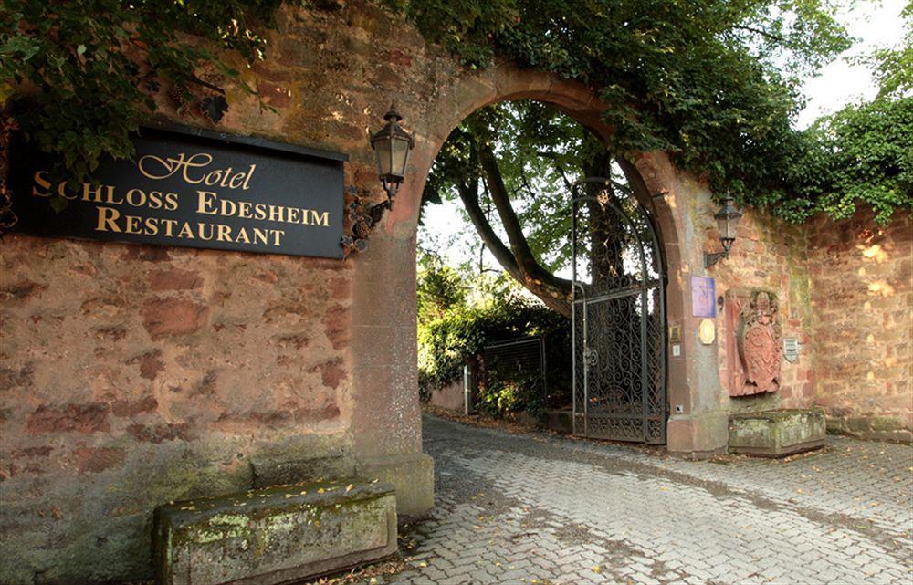 Hotel Schloss Edesheim Eksteriør bilde